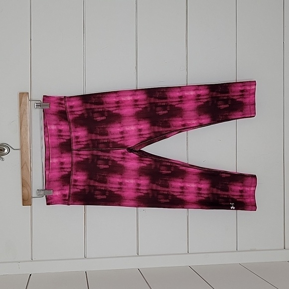 UNDER ARMOUR medium pink tie dyed compression leggings. Heatgear - Picture 1 of 3